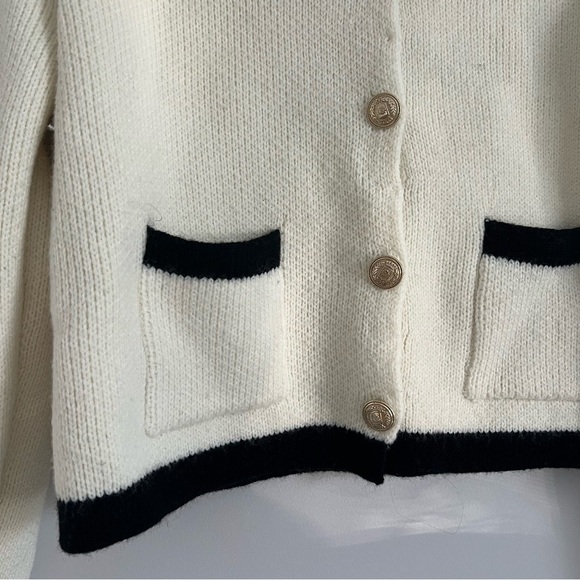 Catherine Malandrino Ivory Sweater with Black Accents - Picture 2 of 6